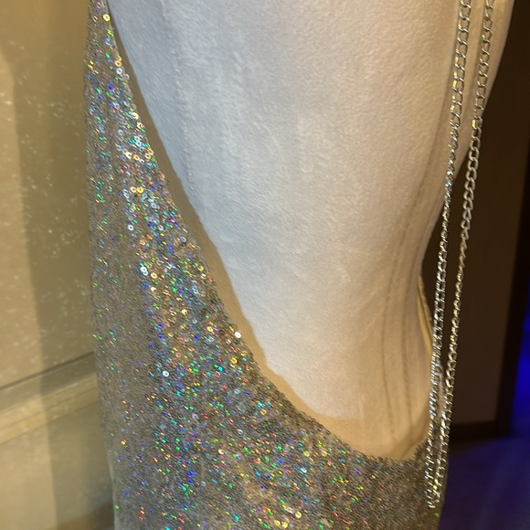 Club Wear silver sparkle ombré backless connects w/ chin around neck adjustable - Picture 9 of 10